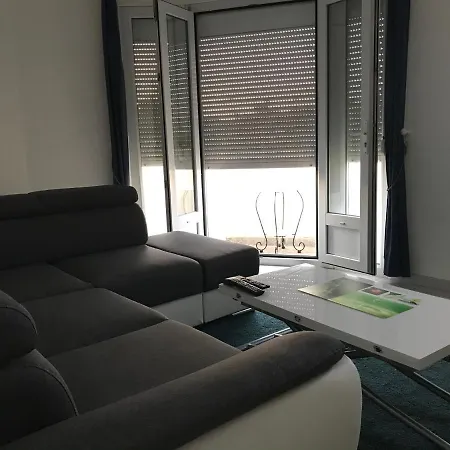 Apartment Elysee *